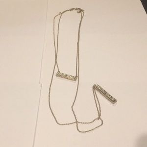 Double layer pendant necklace